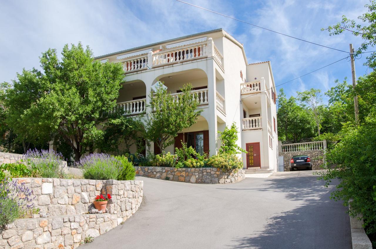 Apartments Sanja Sibinj Krmpotski Exterior foto